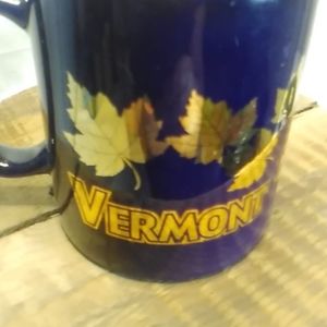 Vermont gold leaf souvenir mug